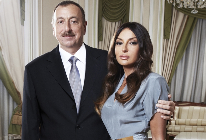 El presidente designó a su esposa como vicepresidenta