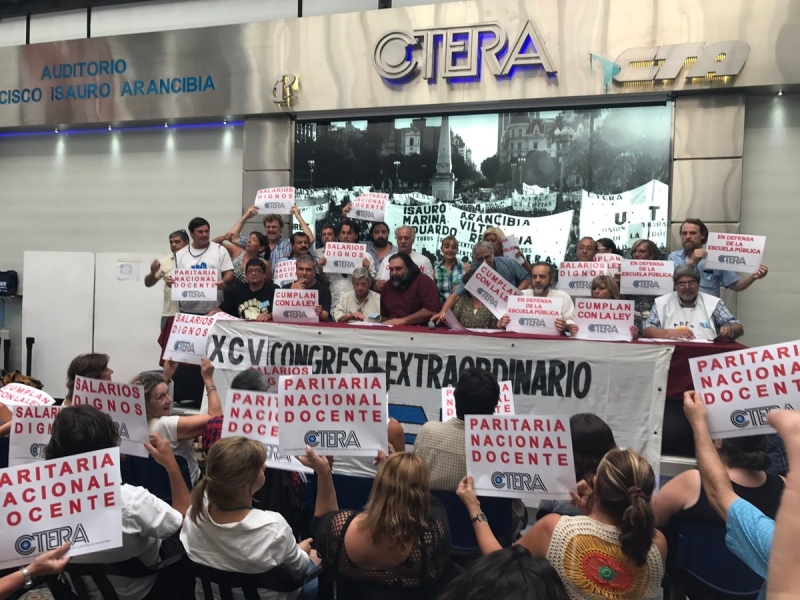 Los docentes anunciaron un paro para el 6 y 7 de marzo