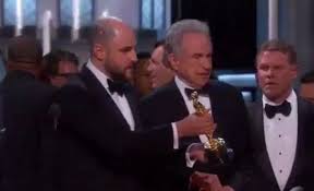 Papelón en la entrega de la estatuilla al mejor film