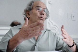 Pérez Esquivel y Nora Cortiñas encabezarán un viaje a Malvinas