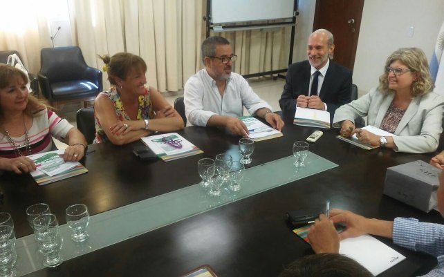 La paritaria docente se pospuso para la tarde de este miércoles