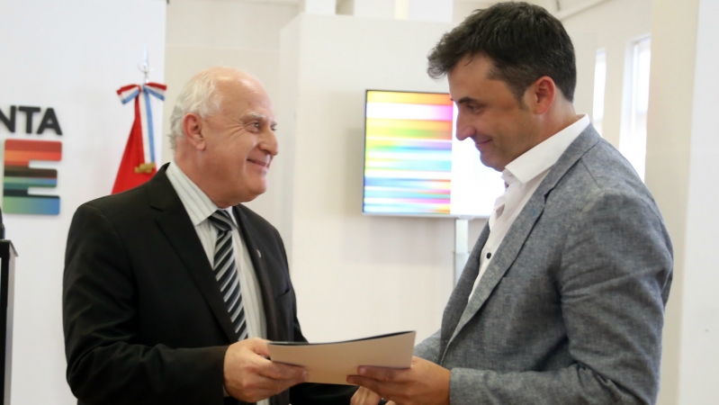 Lifschitz puso en funciones al nuevo director del Aeropuerto de Rosario