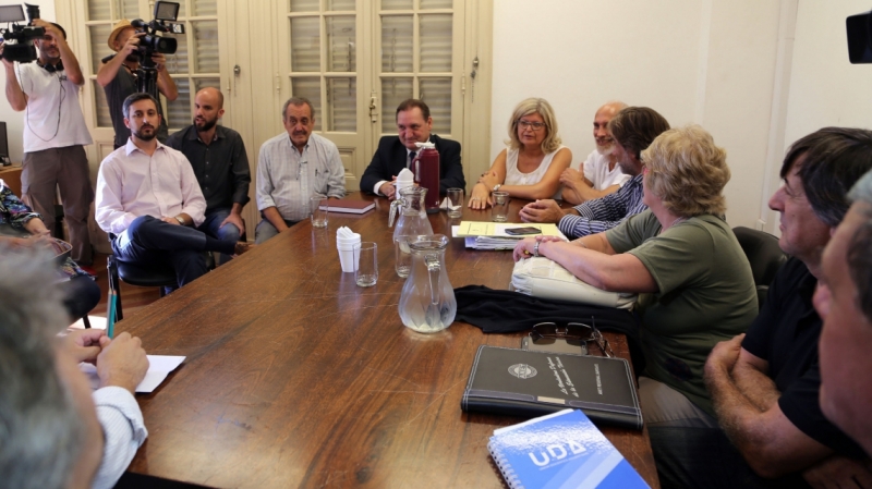 Los docentes definieron paros y no arrancan las clases el lunes