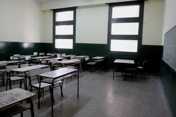 Docentes de todo el país inician un paro de dos días