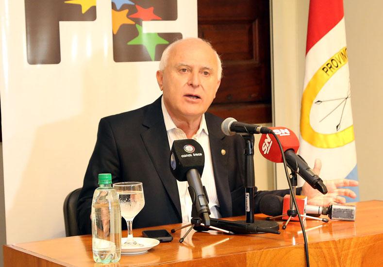 Lifschitz lamenta que las clases no hayan empezado