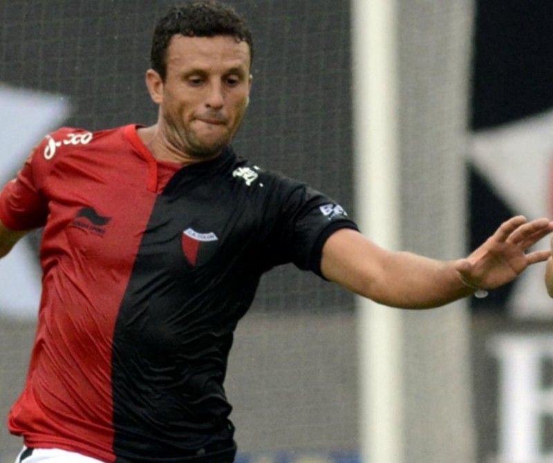 Colón debuta de local ante Olimpo