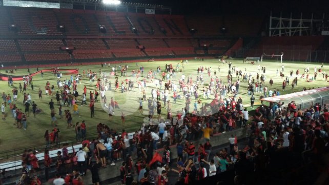 Los hinchas coparon el estadio Brigadier López tras el triunfo