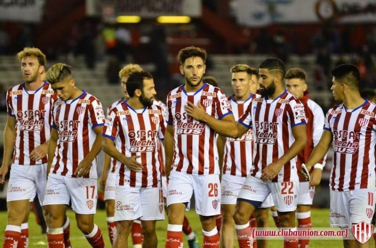EL TATE SE QUIERE PONER DE PIE ANTE BANFIELD