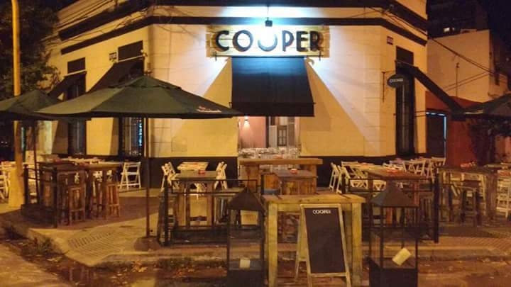 Un detenido por disparar contra un bar