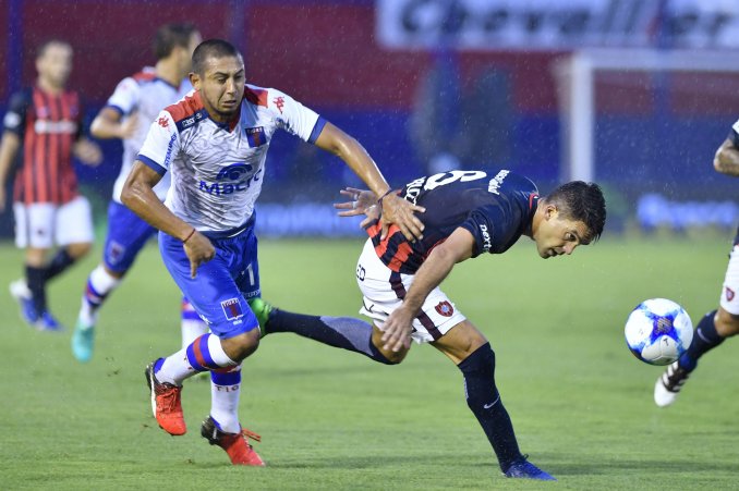 TIGRE BAJÓ A SAN LORENZO EN EL MEJOR PARTIDO DEL AÑO