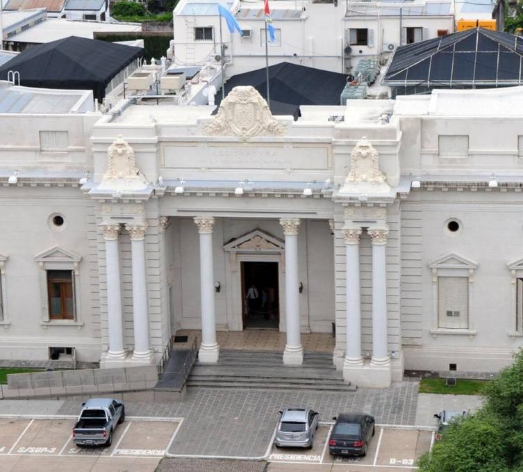 La Asamblea Legislativa aprobó los 26 pliegos en debate