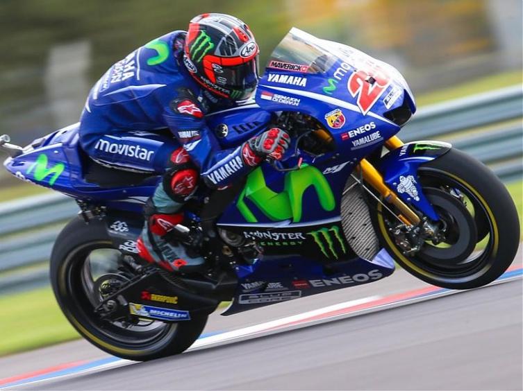 CARRERA MOTOGP ARGENTINA 2017: VIÑALES GANA Y KO DE MÁRQUEZ