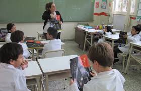 En 18 provincias, los docentes ganan por debajo de la línea de pobreza