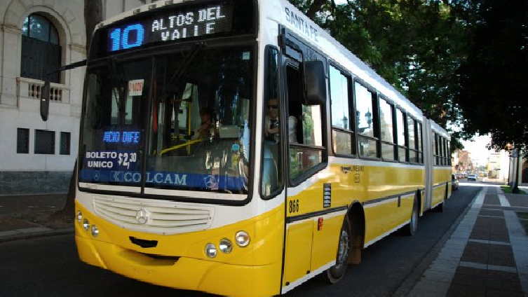 Desvíos de colectivos por trabajos de ASSA