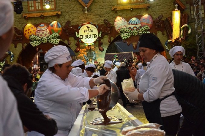 En Bariloche se hizo la barra de chocolate más grande del mundo