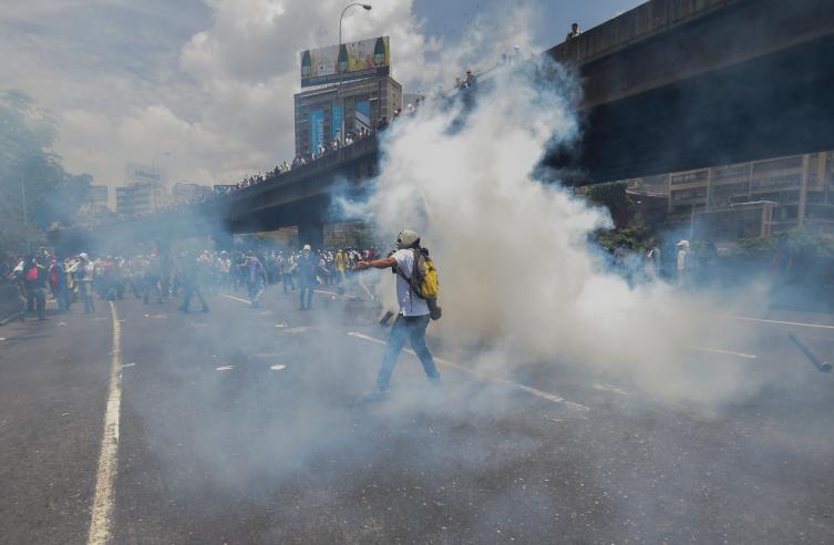 Son tres los muertos por las protestas en Venezuela