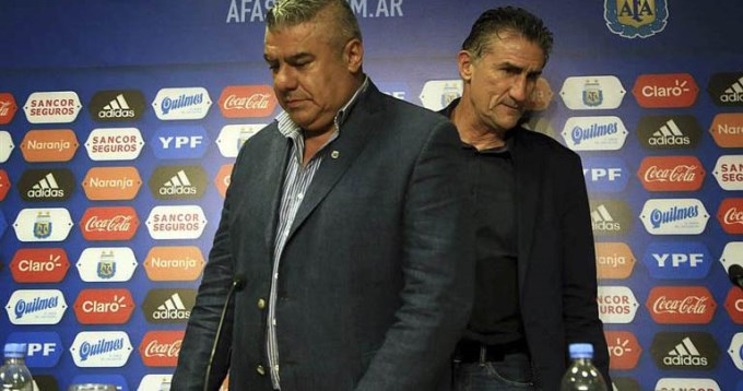 TAPIA A BAUZA: 