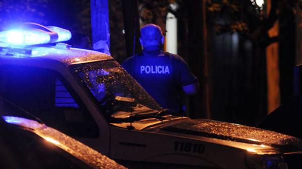 Hallaron muertos a dos personas en una casa de barrio Alberdi