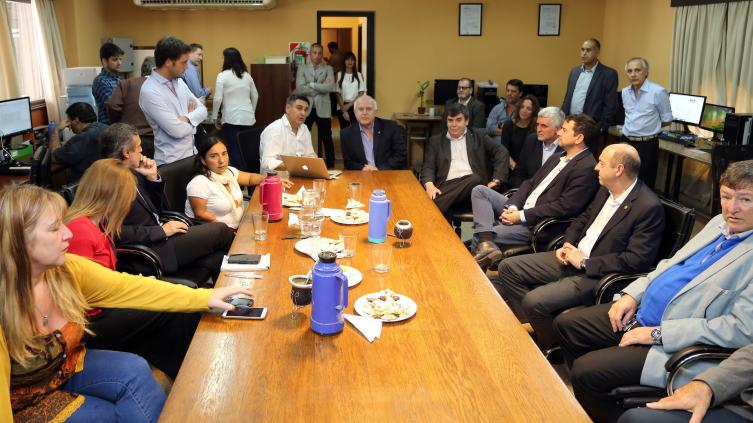 Lifschitz visitó una empresa que donará un software de rehabilitación 