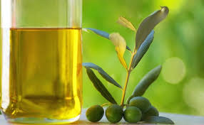 Prohíben el uso de dos marcas de aceite de oliva