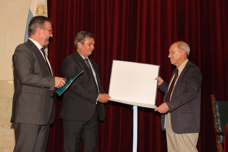 García Canclini recibió el 33° Honoris Causa de UNL