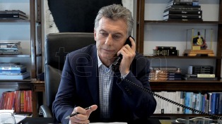 Macri felicitó a Macron
