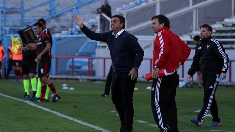 OSELLA EVALÚA A SU EQUIPO PARA ENFRENTAR A CENTRAL