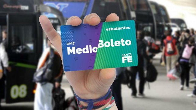 La provincia comenzó con la entrega de 40 mil credenciales de Medio Boleto