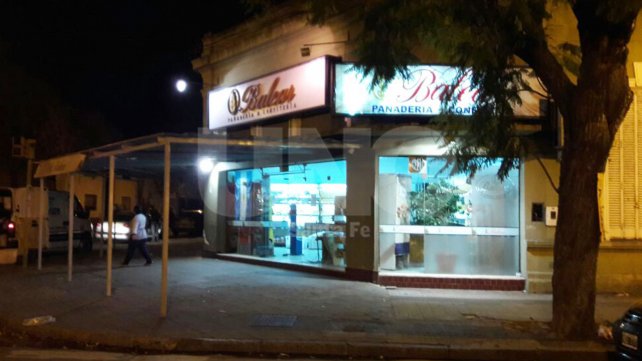 Robaron una panadería 