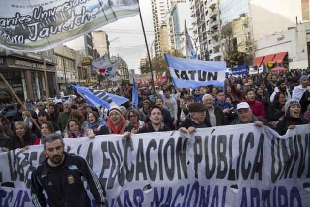 Hoy se marcha en Argentina en defensa de la universidad pública