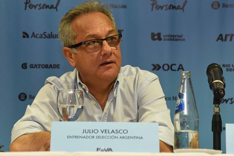 VOLEY: VELASCO DIO LA PRIMERA LISTA PARA LOS AMISTOSOS EN ITALIA