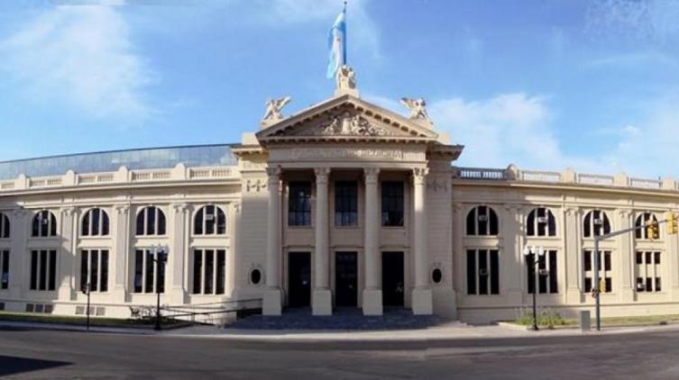 Medicina defendió la cátedra sobre el aborto
