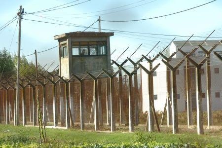Exagentes penitenciarios deberán pagar una multa por la fuga de un narco