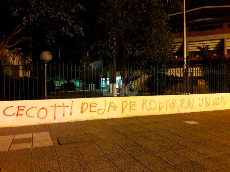 Detenido por realizar pintadas en el estadio de Unión