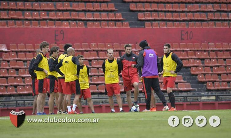 DOMÍNGUEZ ENSAYA UN NUEVO SISTEMA CON BROUN ENTRE LOS TITULARES
