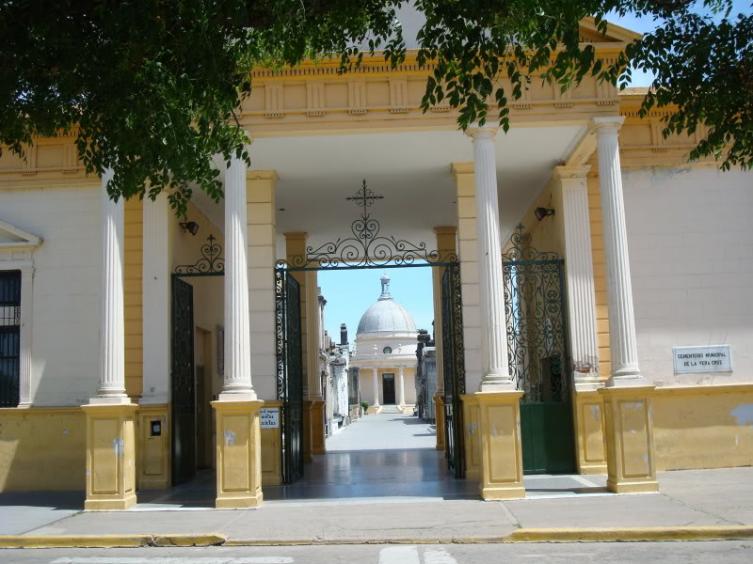 Piden información sobre el Cementerio Municipal
