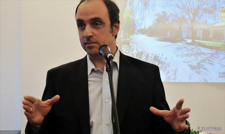 “Los radicales apoyamos al gobierno de Cambiemos y el partido socialista decidió enfrentar al gobierno nacional”