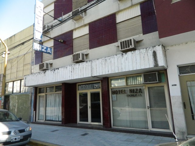Cerraron dos hoteles en la ciudad
