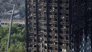 Londres: La policía elevó a 17 los muertos en el incendio
