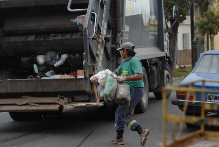Servicios municipales por el feriado por el 20 de Junio