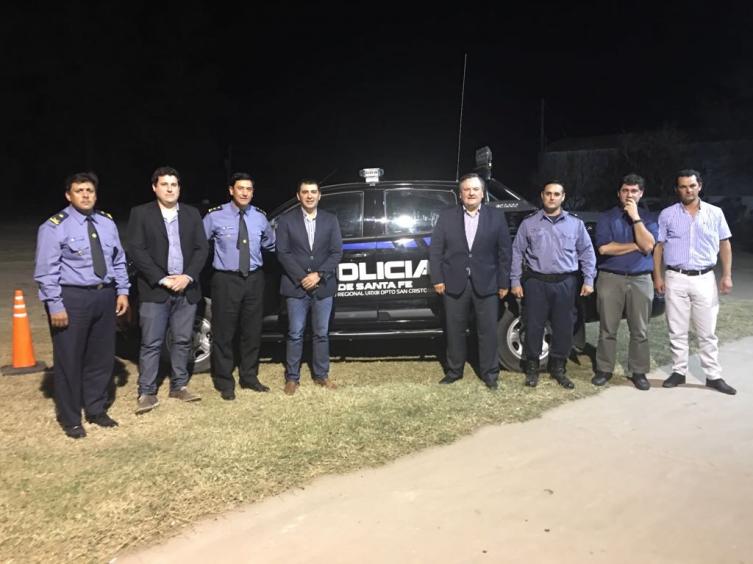 Michlig entregó unidades policiales 0 km  a varias localidades