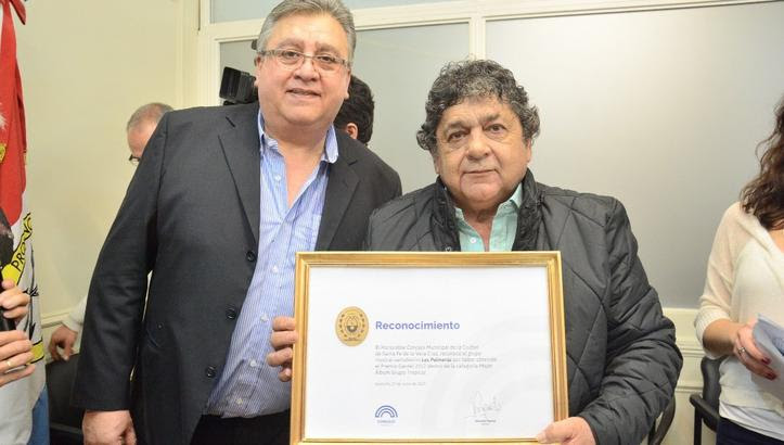 El Concejo Municipal reconoció a “Los Palmeras” por el Premio Gardel 2017