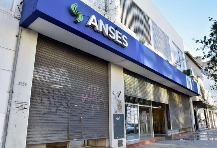 Paro de empleados de ANSES en todo el país 