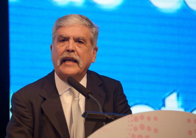 Procesaron a De Vido por irregularidades en subsidios a colectivos