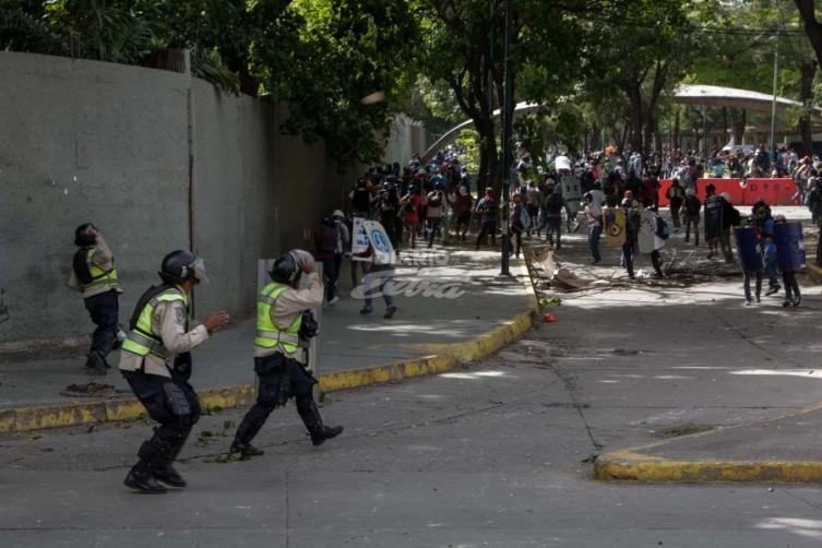 Venezuela: Sube a 92 la cifra de fallecidos en protestas opositoras