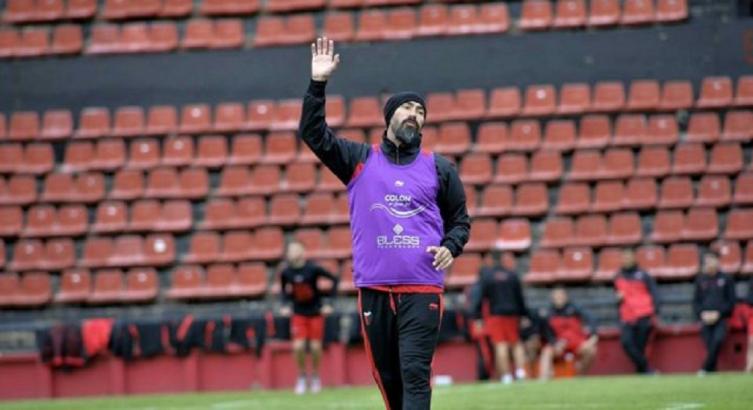 DOMÍNGUEZ CONFORME Y PACIENTE ESPERA POR LAS INCORPORACIONES