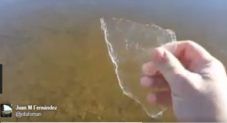 El agua de las cunetas y tanques se congelaron en Piamonte