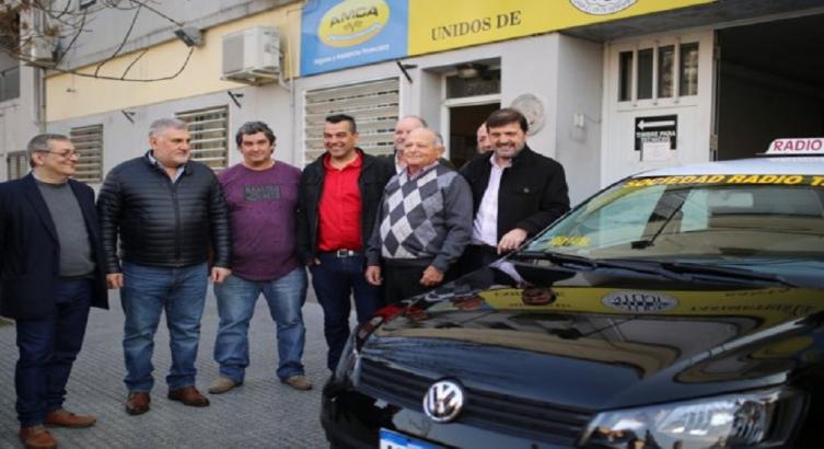 La Municipalidad facilita la adquisición de vehículos 0 km a taxistas de la ciudad