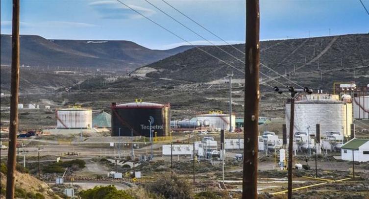 Petroleros de Chubut definen si van al paro total