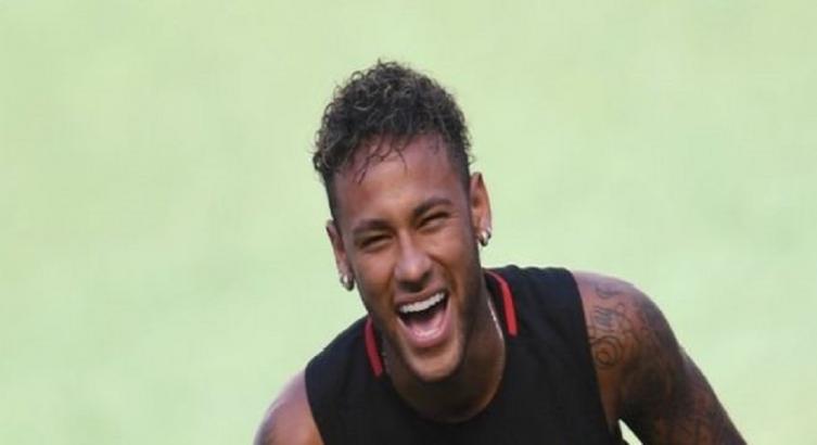 NEYMAR QUEDÓ LIBRE TRAS EL PAGO DE LA CLÁUSULA, FIRMÓ POR 5 AÑOS CON EL PSG